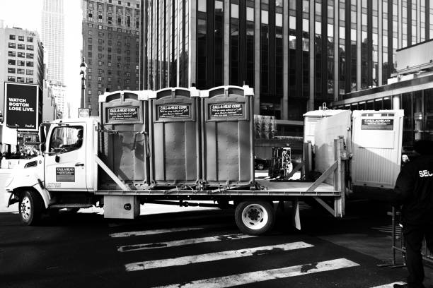 Best Best portable toilet rental  in Edgewood, WA